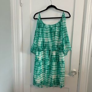 Bisou Bisou cold shoulder 3/4 sleeve watercolor green and white dress size 16